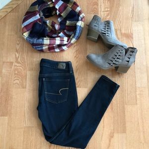 short (petite) American Eagle dark wash jegging